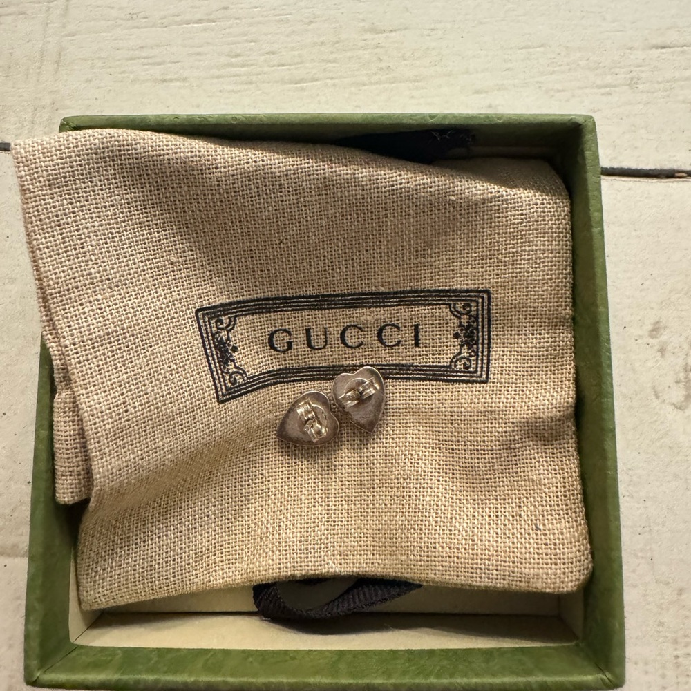 Gucci Heart Earrings - Picture 2 of 4